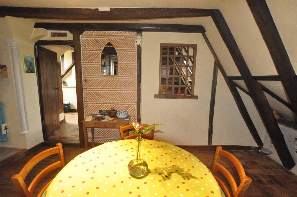 Le Petit Logis De Tinteniac Анже Номер фото